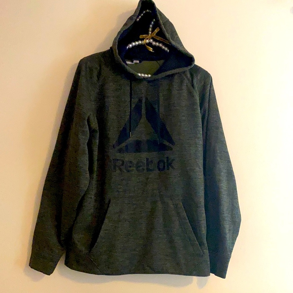 . Mens Reebok size small green sweatshirt
